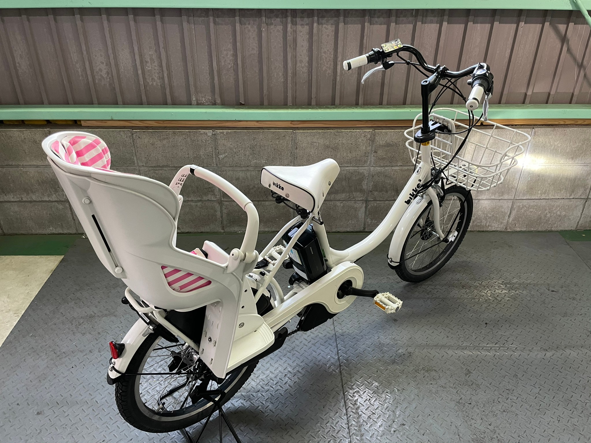【SOLD OUT T様】電動自転車 ブリヂストン bikke2 20インチ 子供乗せ 8.7Ah ホワイト | 国産・中古の激安電動アシスト