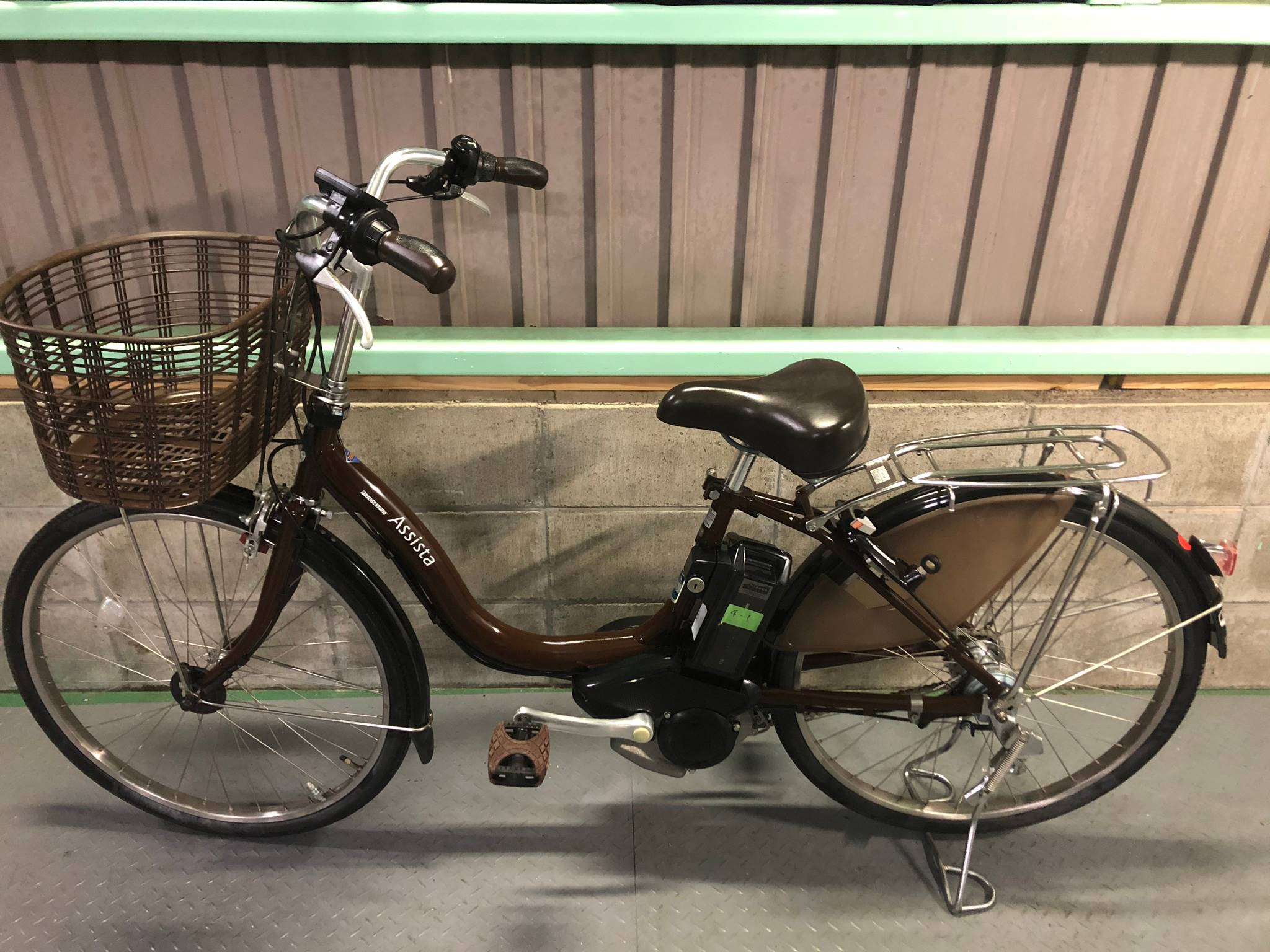 SOLD OUT】電動自転車 ブリヂストン アシスタ ブラウン ２６インチ 大容量8.7ah | 国産・中古の激安電動アシスト自転車を販売MIZO  COOL（ミゾクール）