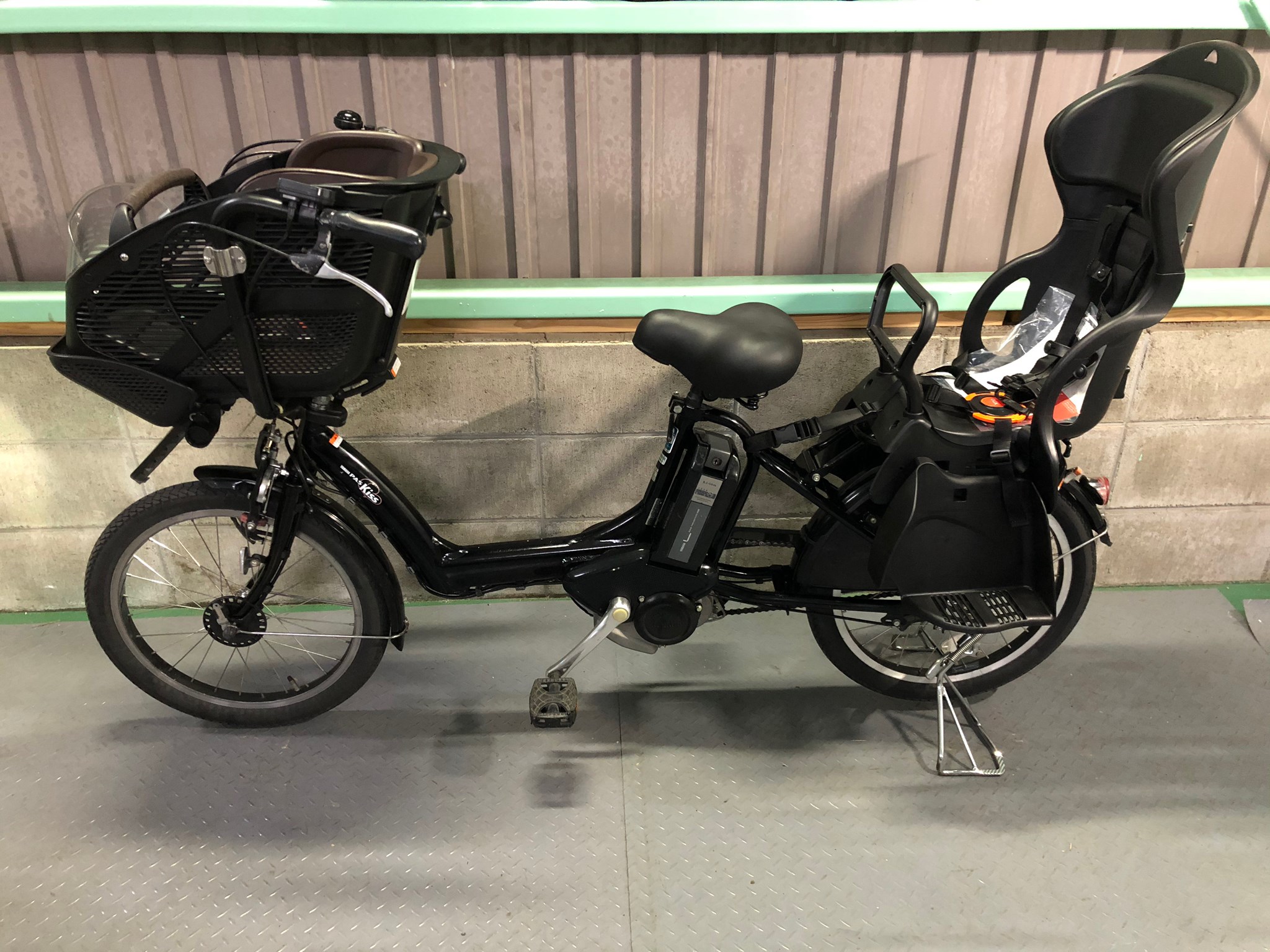 新品　電動自転車　チャイルドシートのみ　後ろ下記の電動自転車の品番対応