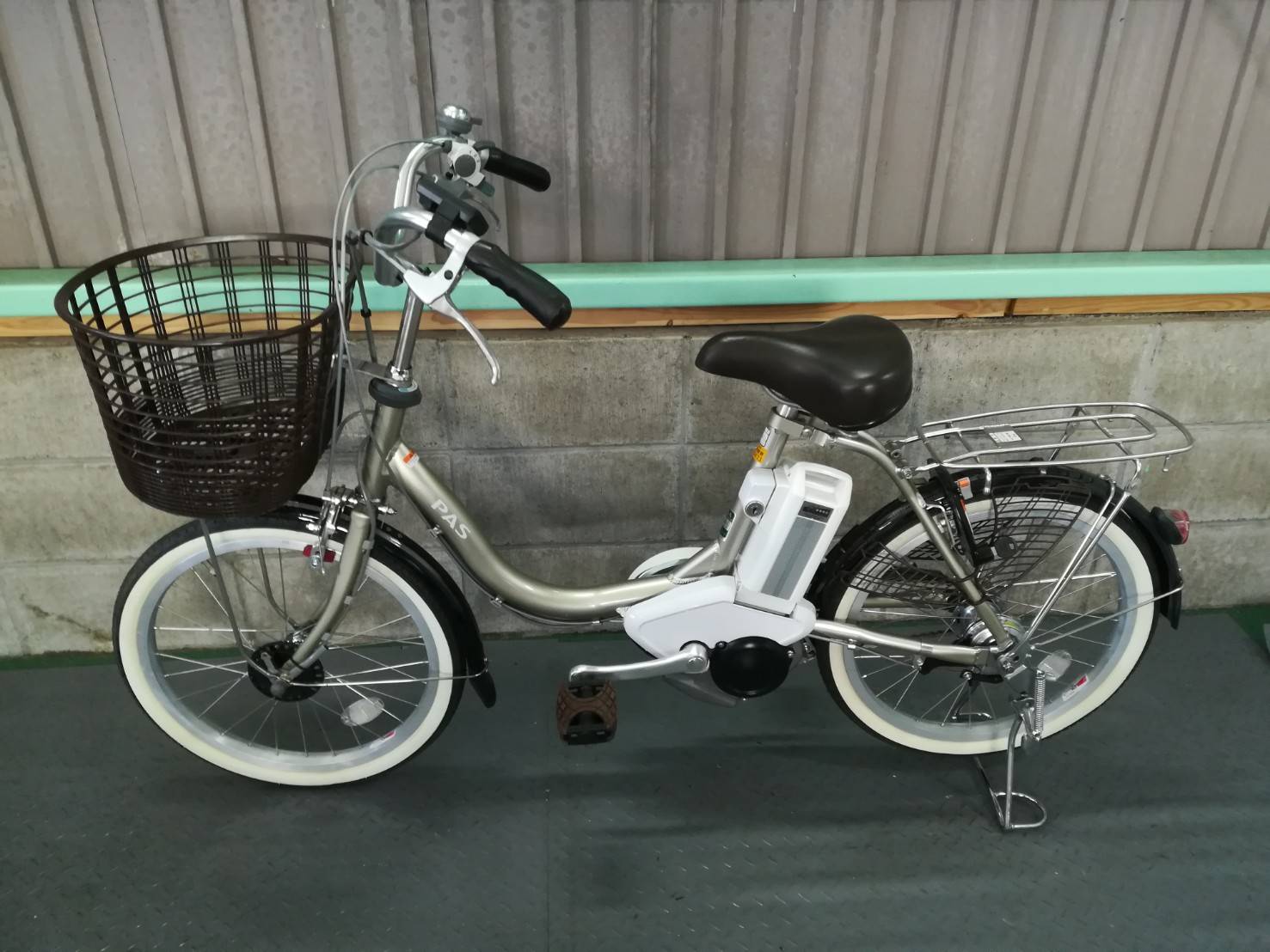 SOLD OUT】電動自転車 ヤマハ PAS コンパクト 8.7Ah シルバー 20インチ 