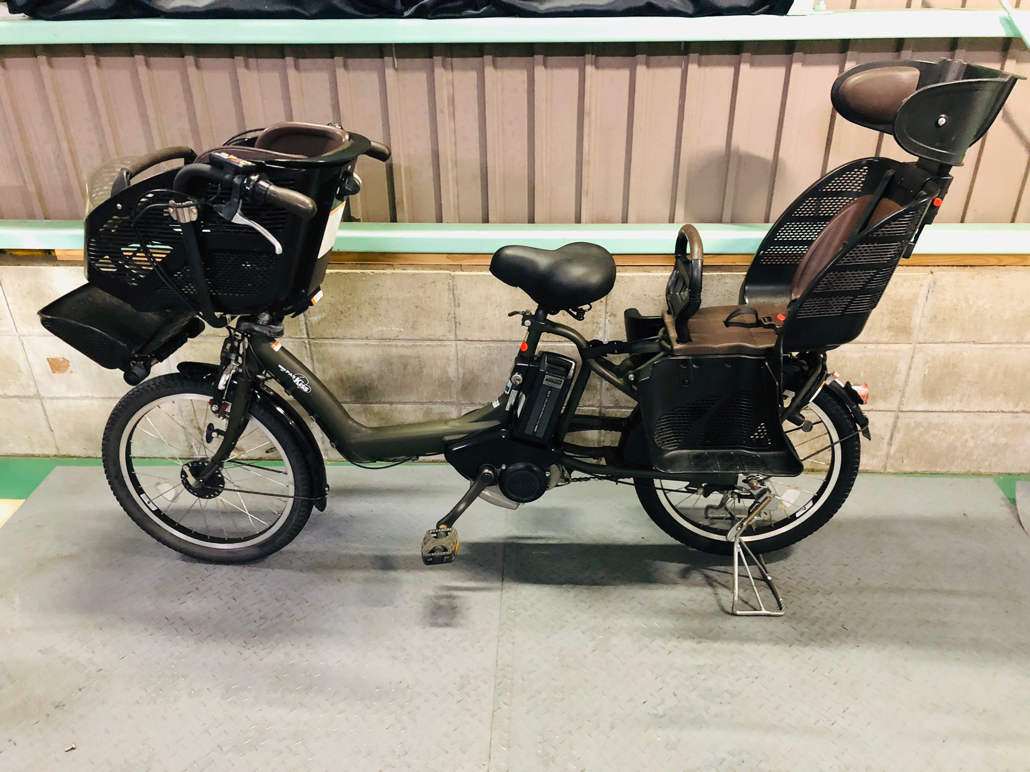 SOLD OUT】電動自転車 ヤマハ PAS Kiss 20インチ 大容量8.7Ah モスグリーン | 国産・中古の激安電動アシスト自転車を販売MIZO  COOL（ミゾクール）