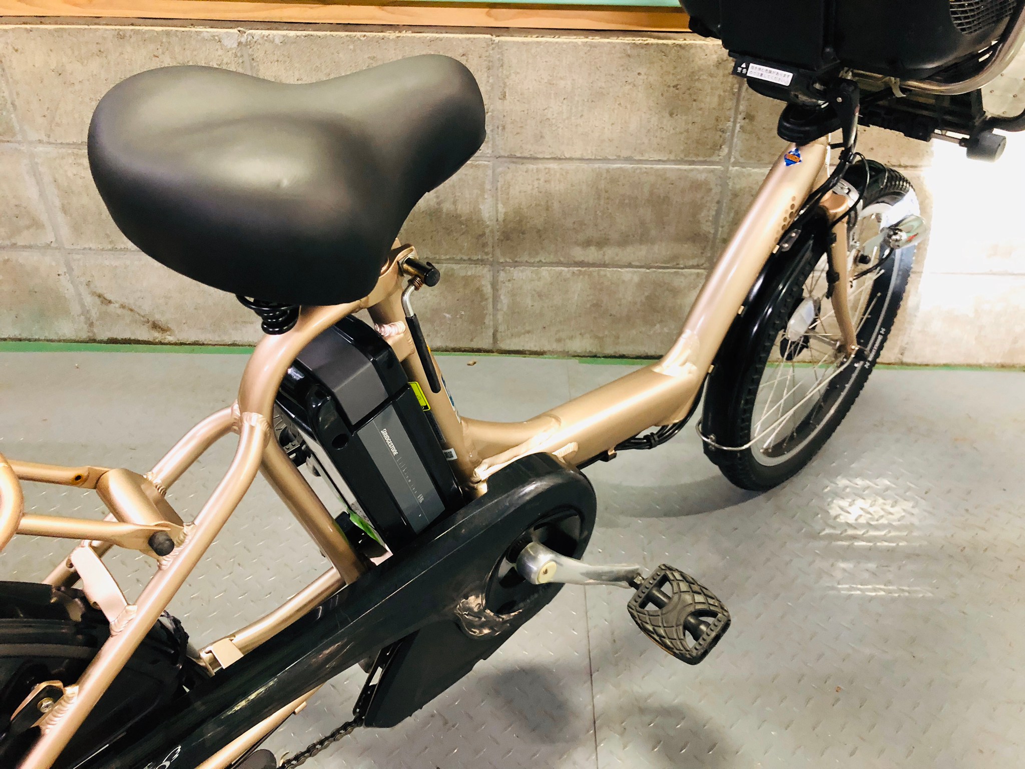 【SOLD OUT】電動自転車 ブリヂストン アンジェリーノ 20インチ 大容量8.9Ah ゴールド | 国産・中古の激安電動アシスト自転車を